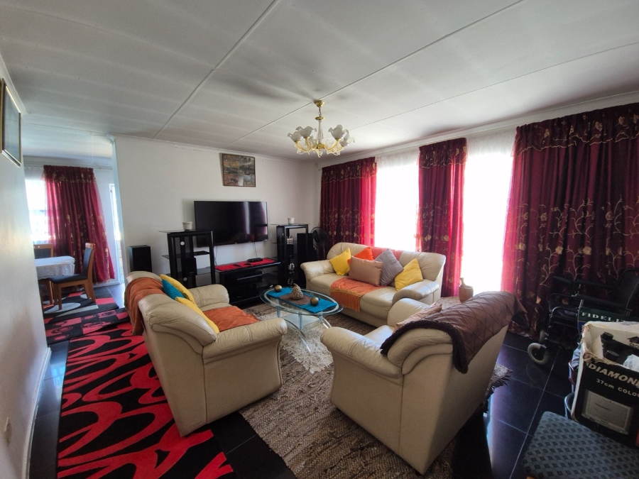 3 Bedroom Property for Sale in Kwadwesi Eastern Cape